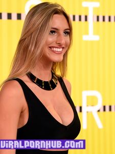 Lele Pons Nude & Sex Tape Leaked