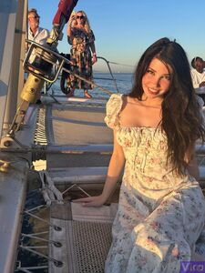 BelleDelphine Candid Holiday Photos Latest Onlyfans Premium Leaks