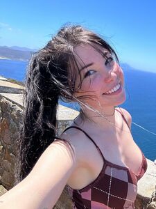 BelleDelphine Candid Holiday Photos Latest Onlyfans Premium Leaks